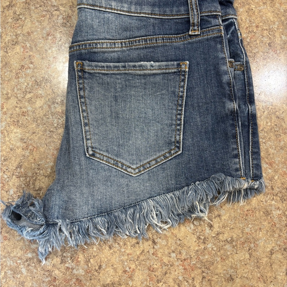 Frayed Eunina Denim Shorts